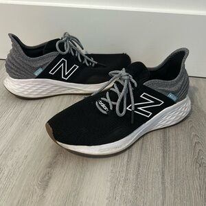 Size 9 new balance shoes
